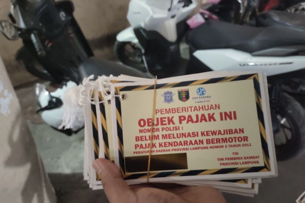 Temuan Kendaraan Penunggak Pajak oleh Petugas di TMII