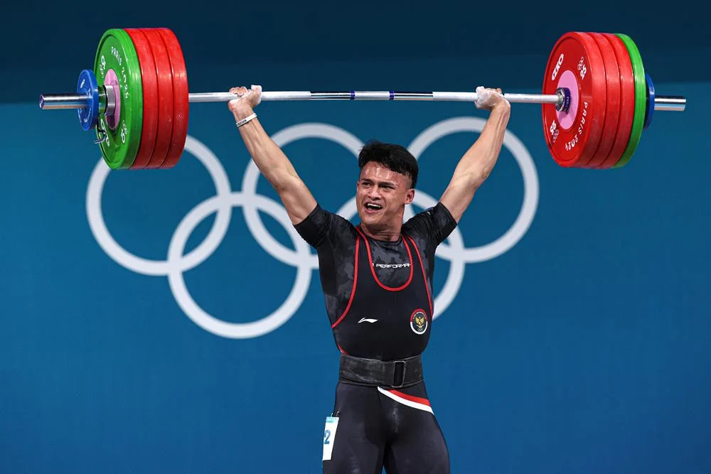 Hasil Angkat Besi Olimpiade 2024: Unggul di Clean and Jerk